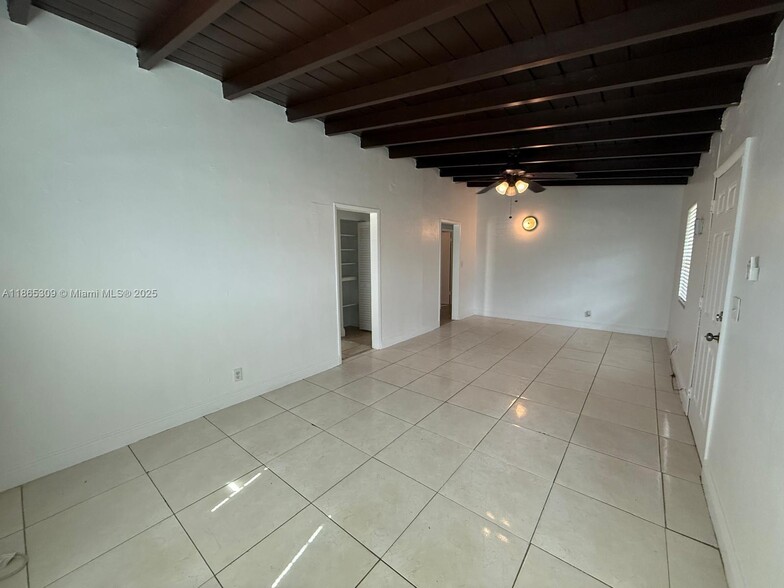 Building Photo - 381 NW 16th St