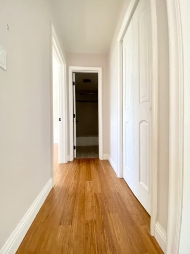 Building Photo - 3 Bedroom 2 Bath with View! (USD / Linda V...
