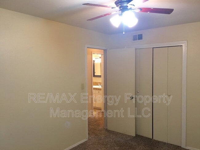 Building Photo - 5808 Rhode Island Ave