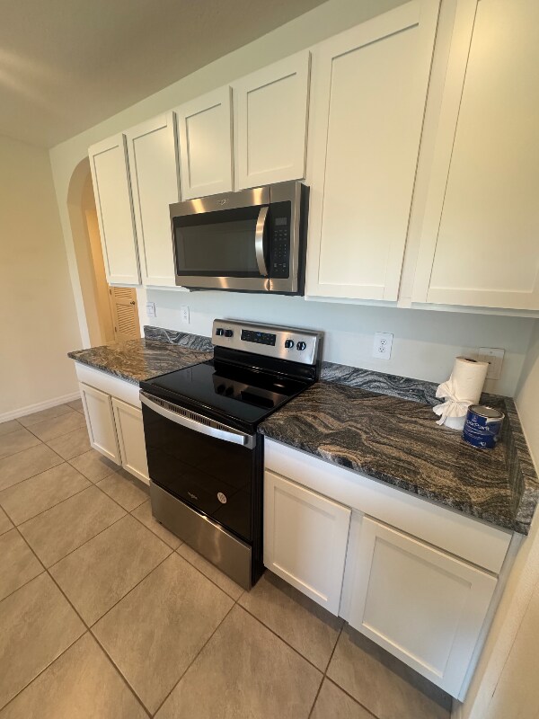 Building Photo - 17223 Reserva Dr