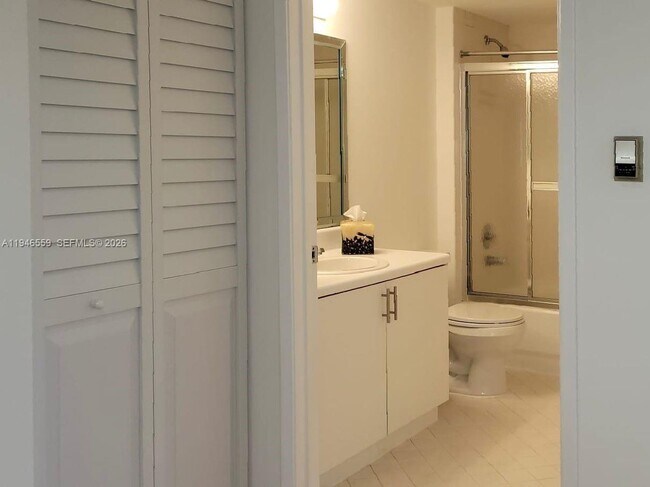 Building Photo - 12651 SW 16th Ct