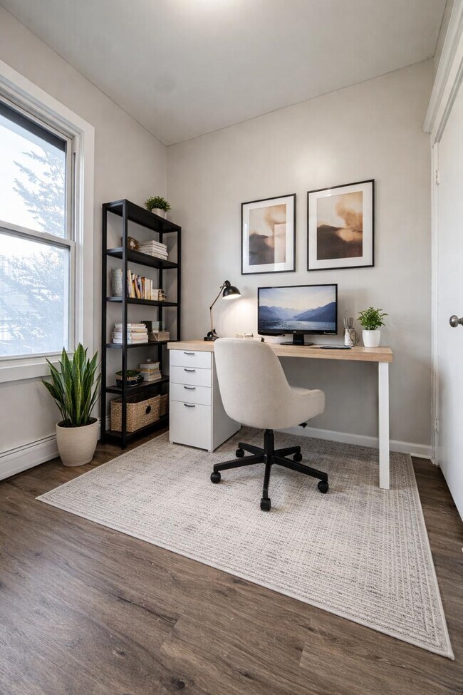 Building Photo - 162 Carteret Ave