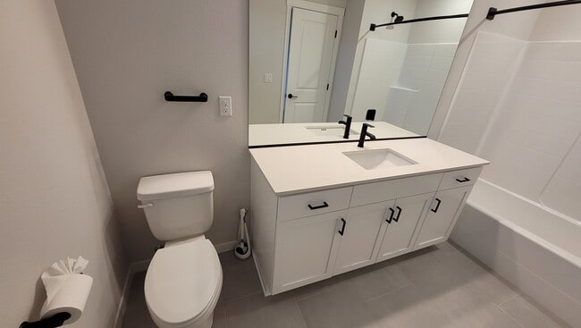 Building Photo - 7065 NW Bountiful Terrace