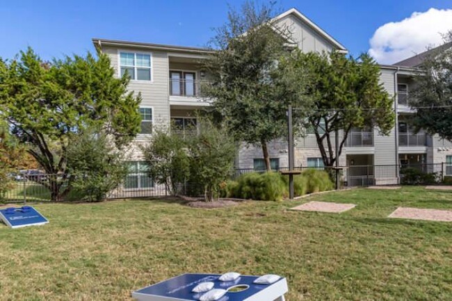 Building Photo - 1 bedroom in Austin TX 78748