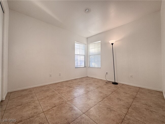 Building Photo - 4576 New Dupell Way
