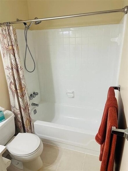 Building Photo - 3932 Cedar