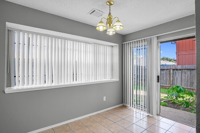 Building Photo - 6348 Dryad Dr