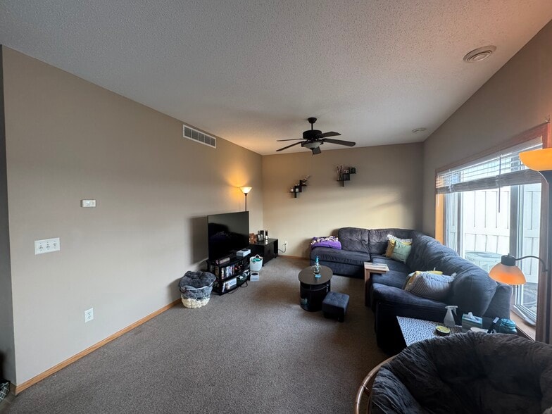Living Room - 2156 Willow Trail
