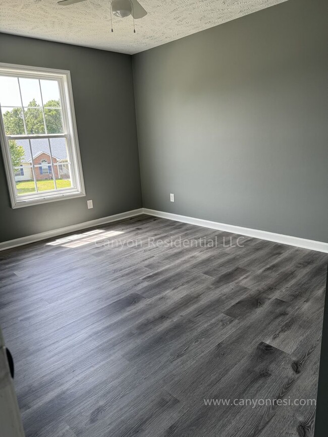 Building Photo - 1231 Alexwood Dr