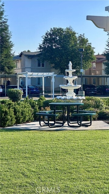 Building Photo - 600 Hosking Ave