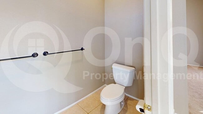 Building Photo - 13853 N Lobelia Way