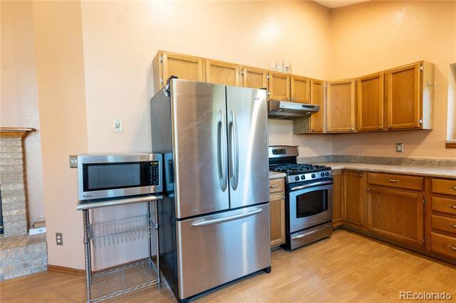 Building Photo - 2323 Dogwood Cir