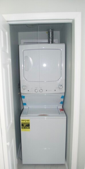 Building Photo - 2110 Seaman Rd