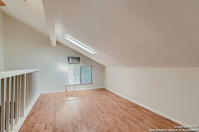 Building Photo - 8823 Wellesley Manor Dr