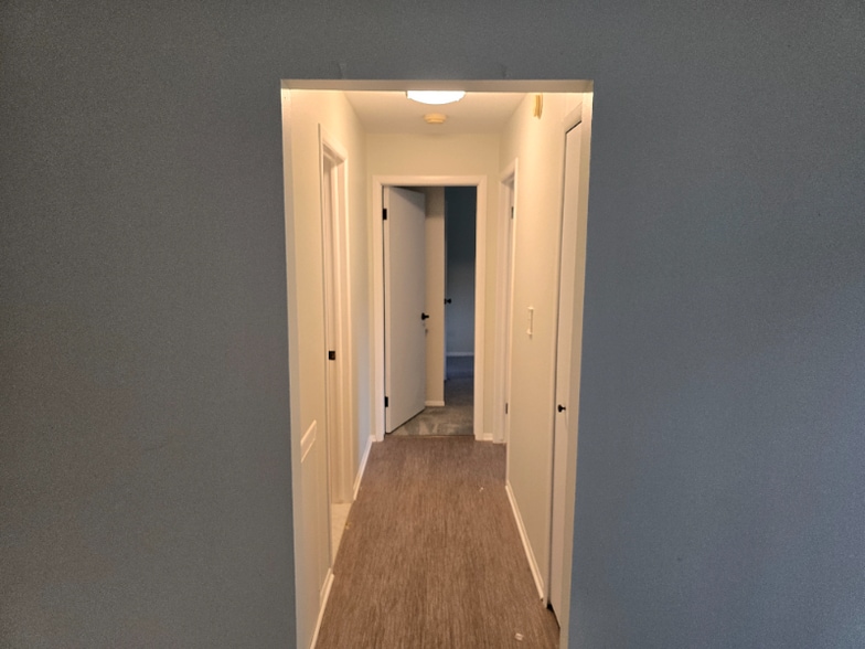 Building Photo - 418 Riviera Dr