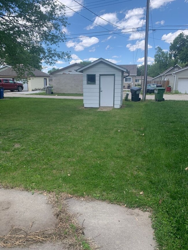 Building Photo - Cute 1 bedroom house! Located near Ta Ha Zouka Park!  Bonita casa de 1 dormitorio. ¡Ubicada cerca...