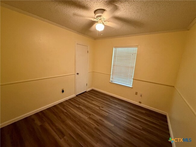 Building Photo - 2401 Ridglea Ct