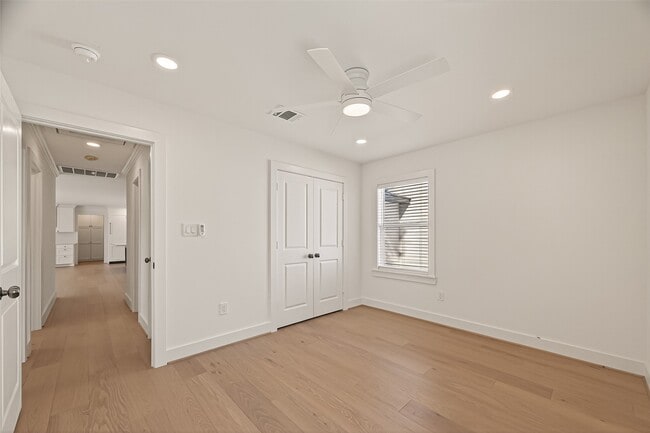 Building Photo - 9242 Autauga St