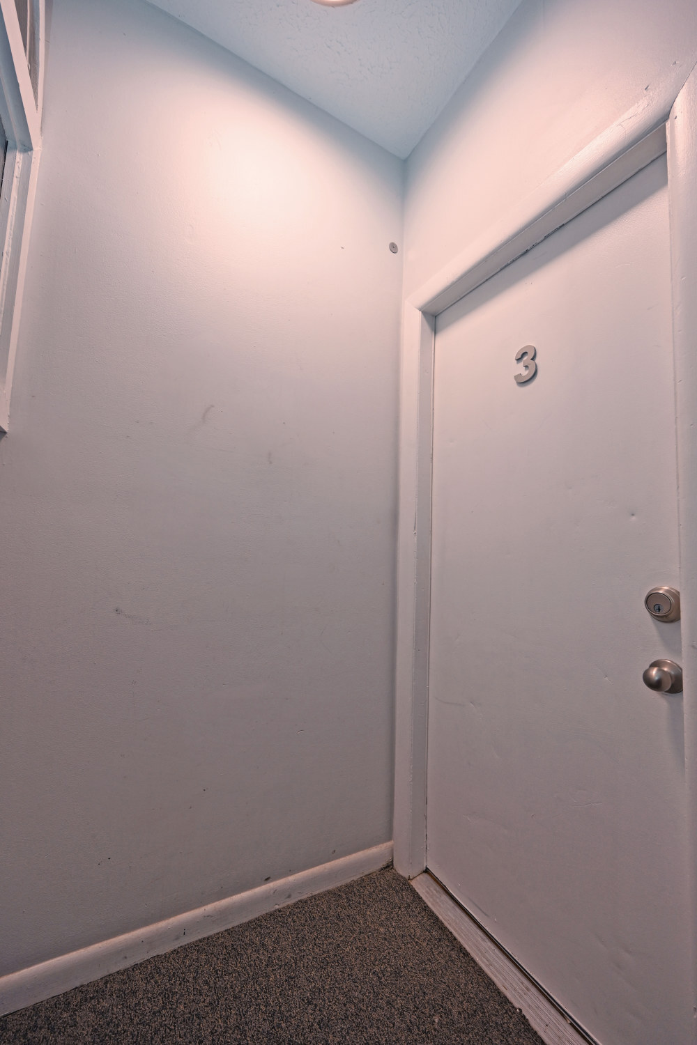 Building Photo - 2228 Kemper Ln