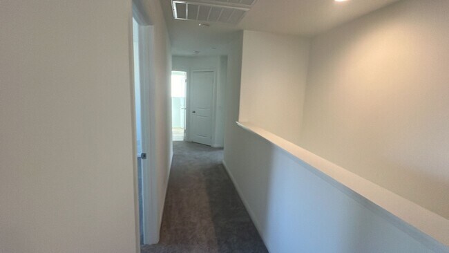 Building Photo - 21469 Thomas Ct