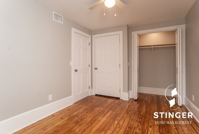 Building Photo - 606 Carteret St