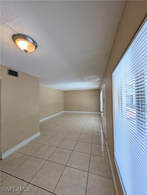 Building Photo - 1830 Maravilla Ave