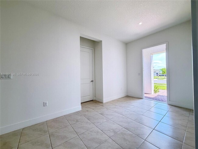 Building Photo - 5028 Gambero Wy