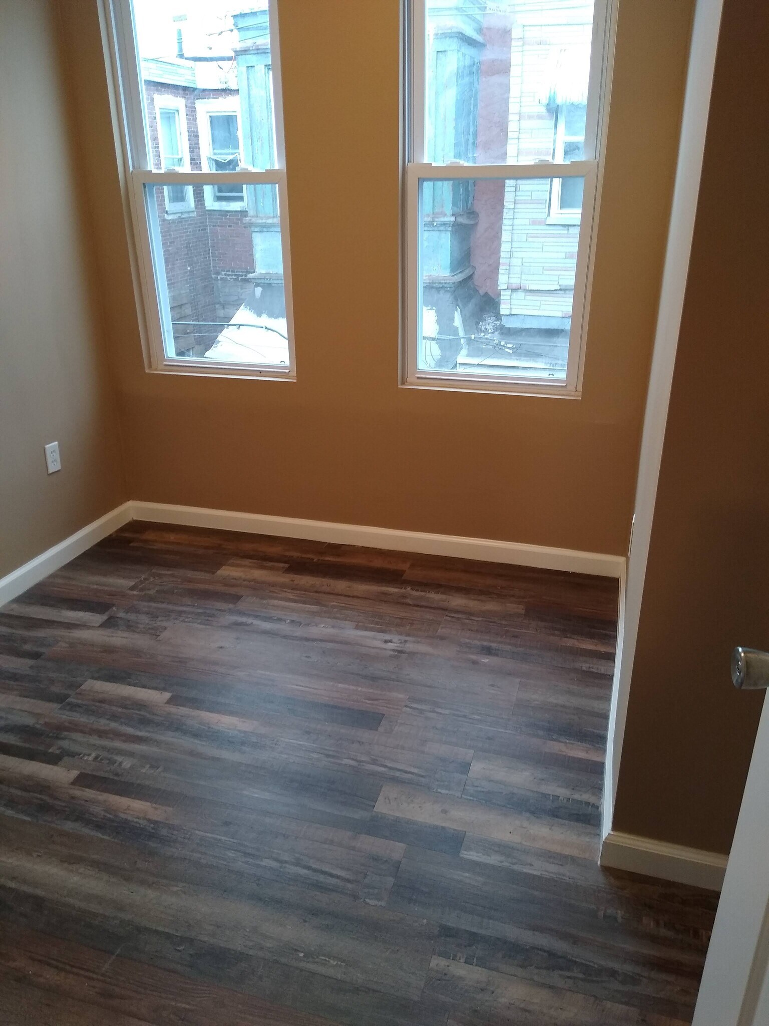 Building Photo - 2054 Ann St