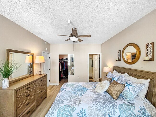 Building Photo - Modern Condo Living by Mirror Lake – Downtown St. Pete! 2bed | 2bath