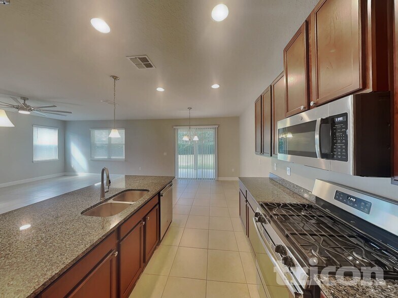 Building Photo - 1375 Riley Cir