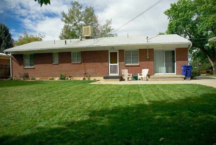 Building Photo - 4019 S Olympic Way