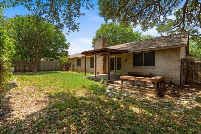 Building Photo - 10211 Missel Thrush Dr