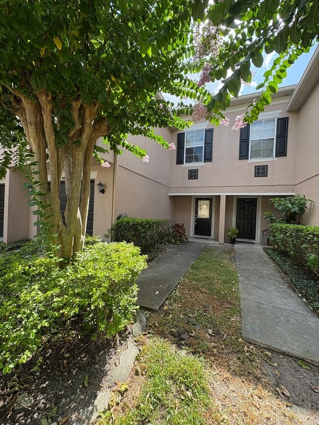 Building Photo - For Rent: 3 Bed / 2.5 Bath Townhome in Ash...