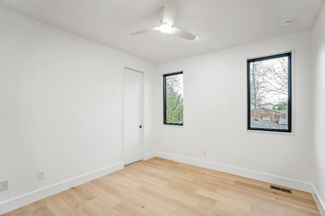 Building Photo - 808 Culpepper Ln