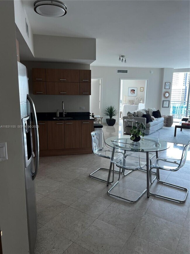 Building Photo - 350 S Miami Ave