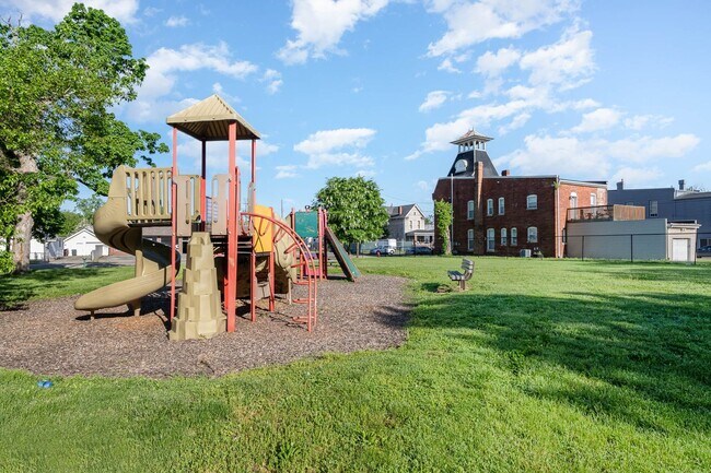 Building Photo - Funky Firehouse Renovated into Modern 2 BD...