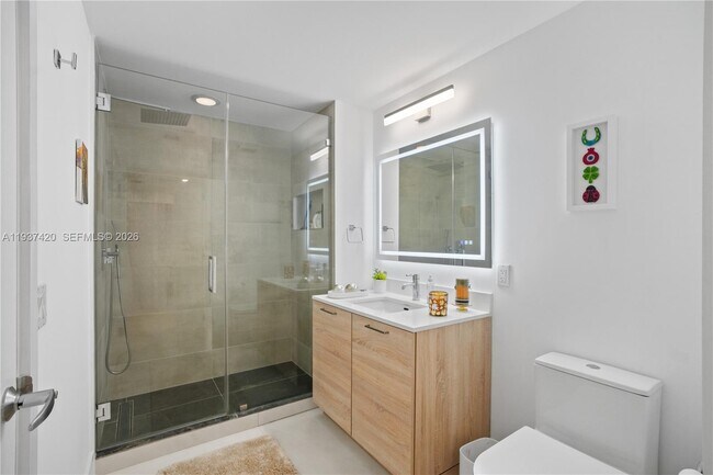 Building Photo - 16385 Biscayne Blvd