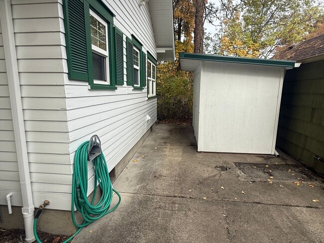 Building Photo - Charming 1BR/1BA House