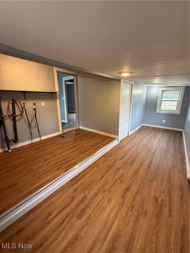 Building Photo - 714 Chester St