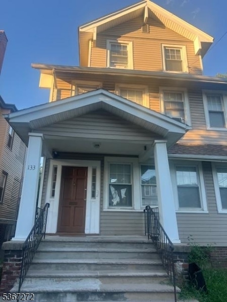 Primary Photo - 133 Shephard Ave