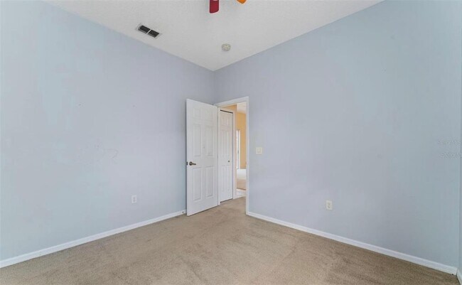 Building Photo - 135 Langham Dr