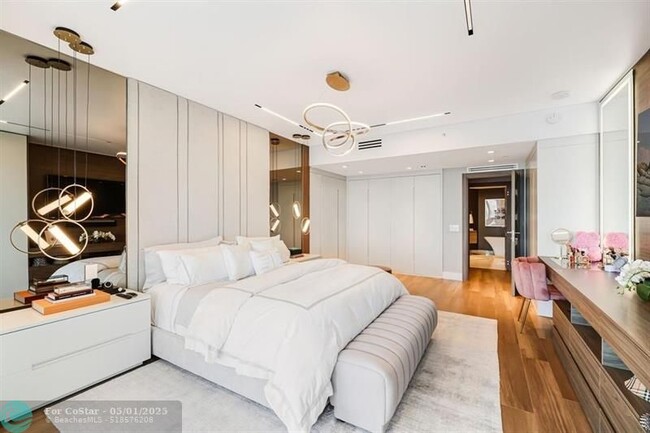 Building Photo - 17301 Biscayne Blvd