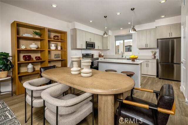 Building Photo - 27841 Jameson Dr