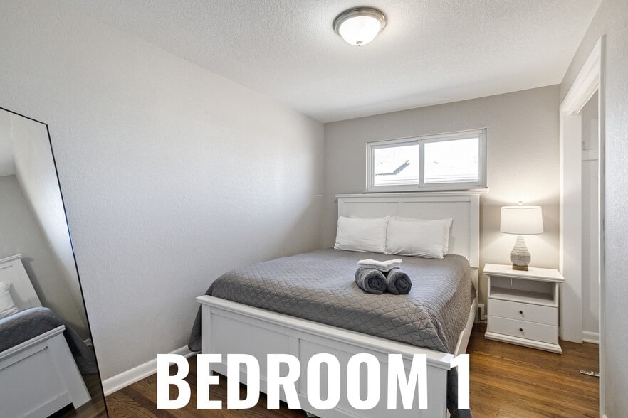 Building Photo - 2300 Lima St