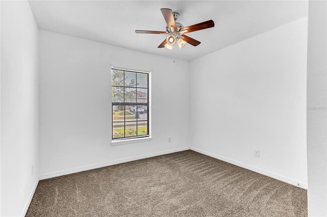 Building Photo - 661 Swallowtail Dr
