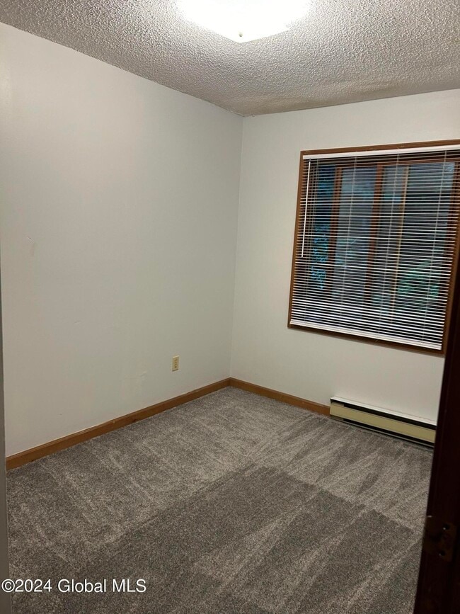 Building Photo - 7112 Antioch Rd