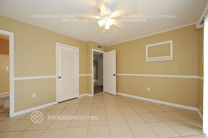 Building Photo - 452 Hazelwood Rd