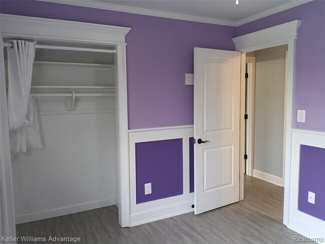 Building Photo - 15730 Anthony St