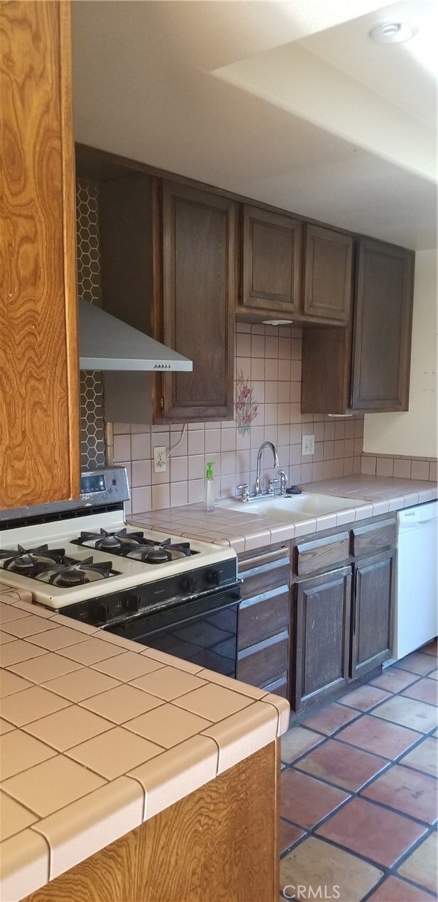 Building Photo - 2638 Mangrove Way