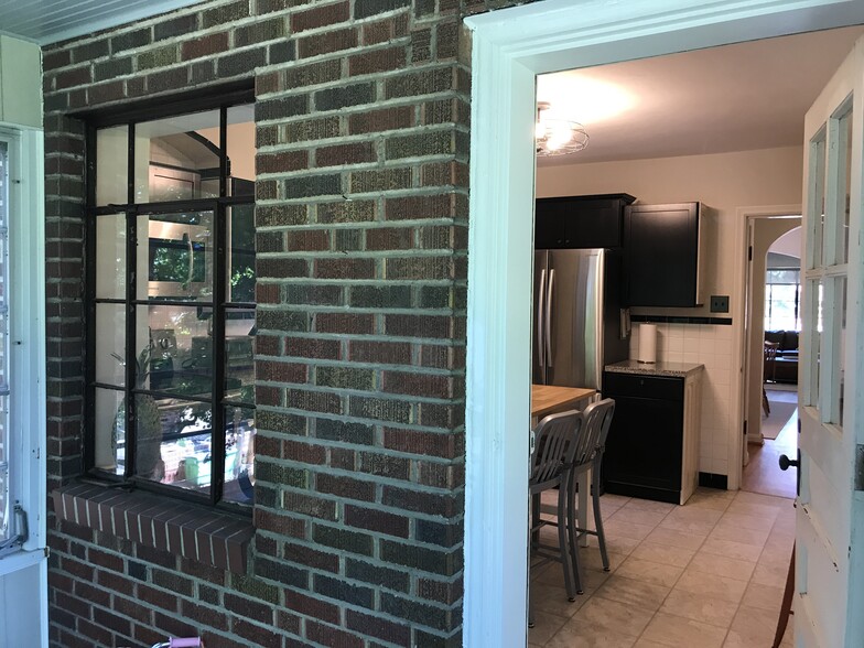 Building Photo - 6266 Loran Avenue
